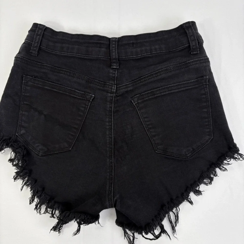 KanCan Black High Rise Frayed Hem Denim Shorts Women Size‎ 9/28